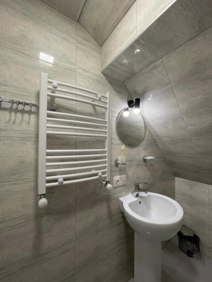 Aldema Hotel Kazbegi Bagian luar foto