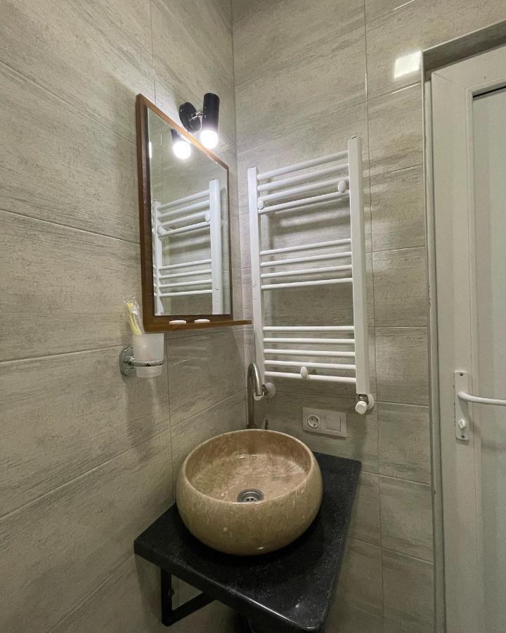 Aldema Hotel Kazbegi Bagian luar foto